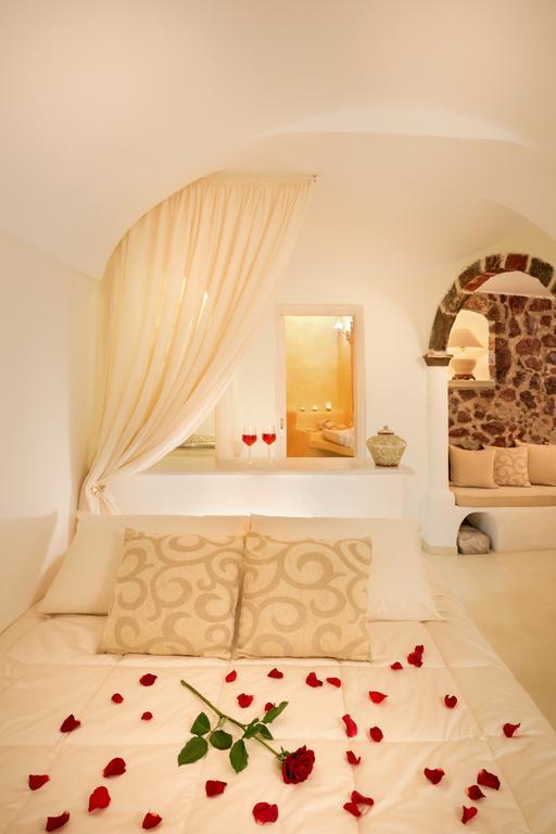 Thea * Imerovigli (Santorini)